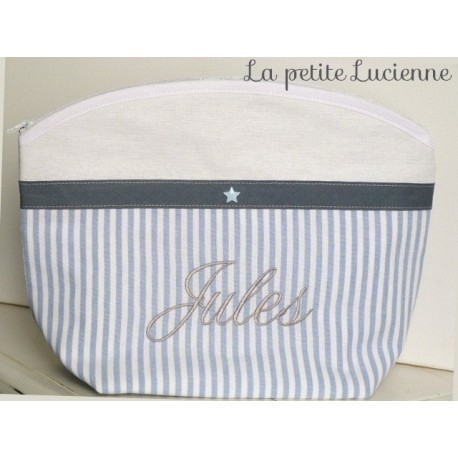 Trousse de toilette personnalisée brodée: bleu ciel et étoiles