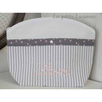 Trousse de toilette brodée prénom: pour les filles...Rayée