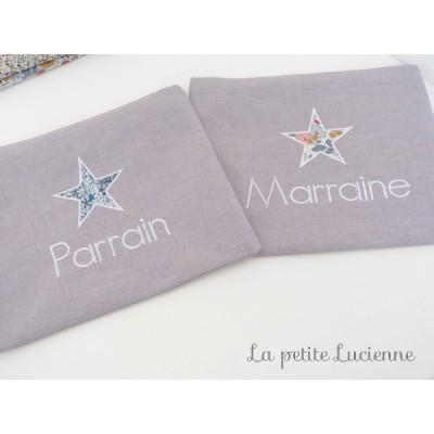 Cadeau pour parrain ou marraine: Trousse brodée