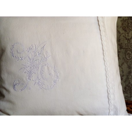 housse de coussin monogramme