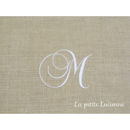 Lot 55: Monogramme M