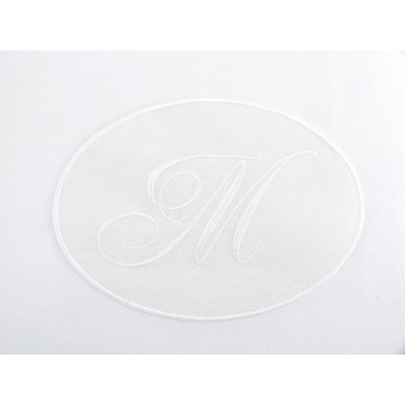 Lot 4: Monogramme M