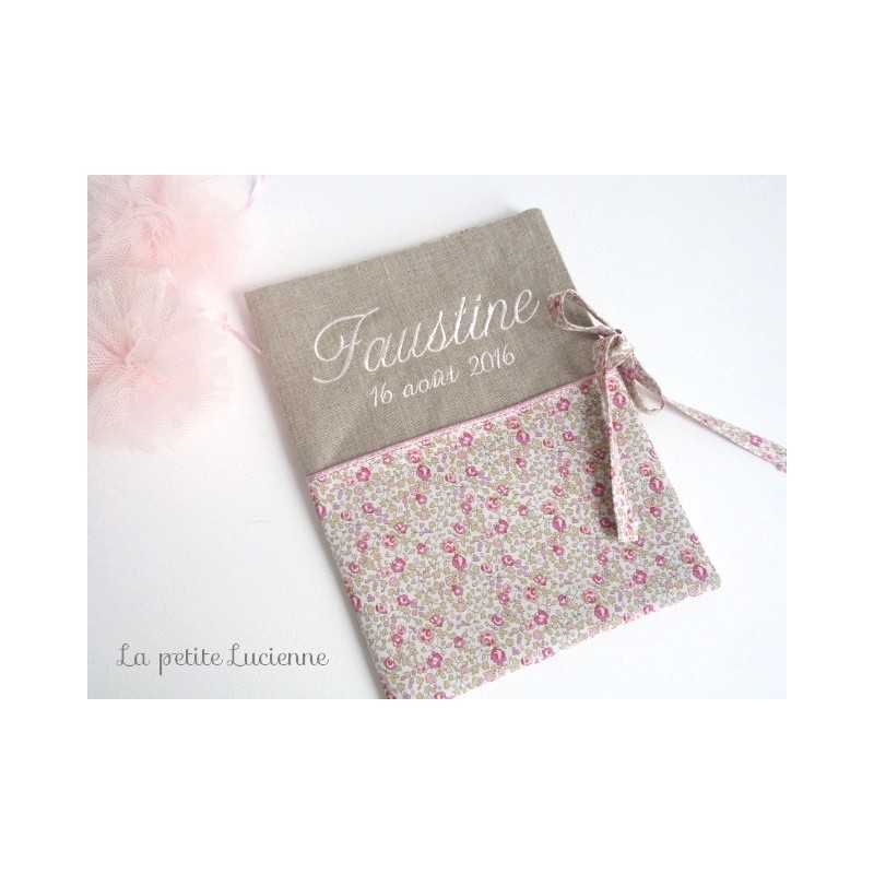 Carnet De Sante Cadeau De Naissance La Petite Lucienne