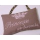 Prince et princesse endormie: coussin de porte en liberty et lin