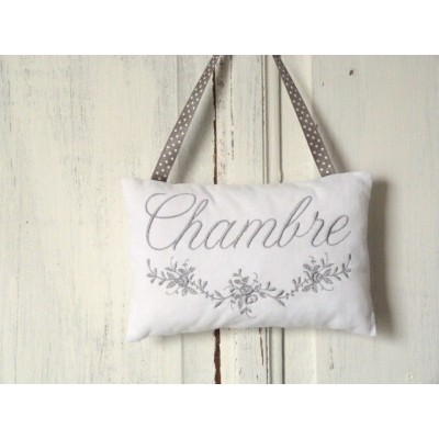 Coussin de porte brodé CHAMBRE CUISINE BUREAU